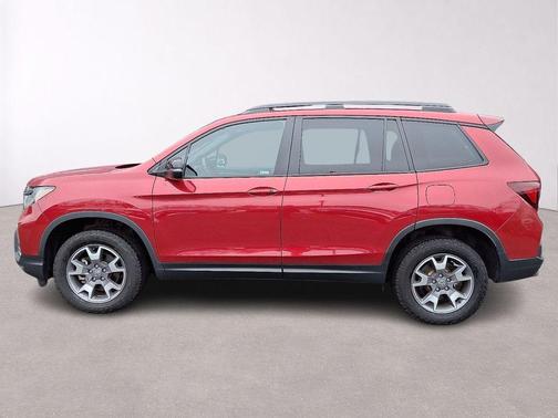 Radiant Red Metallic II 2022 Honda Passport TrailSport