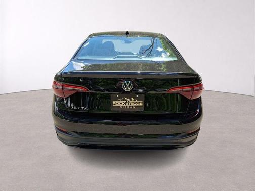 Deep Black Pearl Effect 2024 Volkswagen Jetta 1.5T S