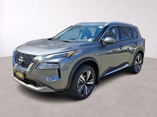 Gun Metallic 2022 Nissan Rogue SL