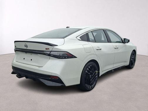 Aspen White 2026 Nissan Sentra SR