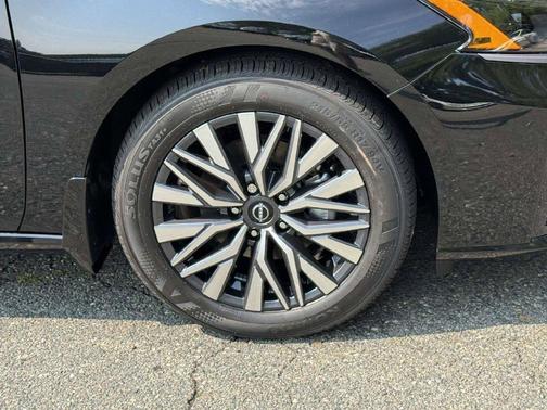 Black 2026 Nissan Altima SV
