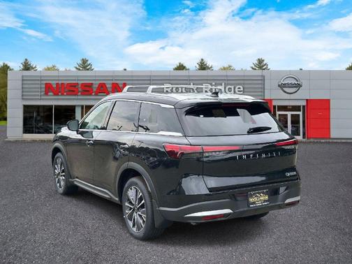 Diamond Black 2027 INFINITI QX60 Luxe
