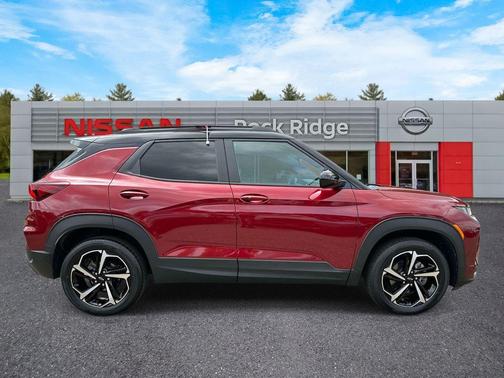 Crimson 2023 Chevrolet Trailblazer RS