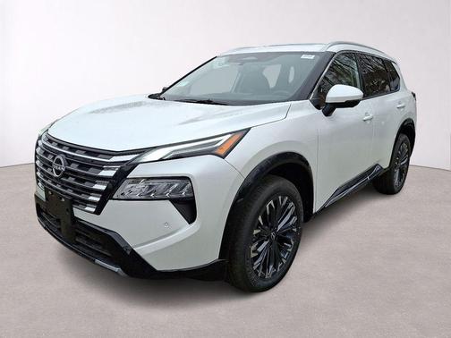 Everest White P 2026 Nissan Rogue Platinum