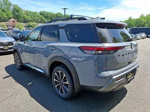 Boulder Gray Metallic 2026 Nissan Pathfinder Platinum