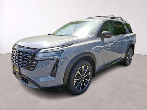 Boulder Gray Metallic 2026 Nissan Pathfinder Platinum