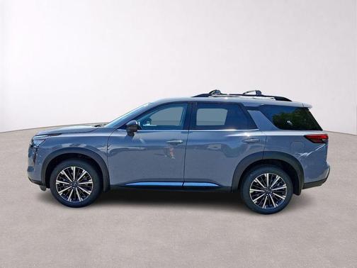 Boulder Gray Metallic 2026 Nissan Pathfinder Platinum