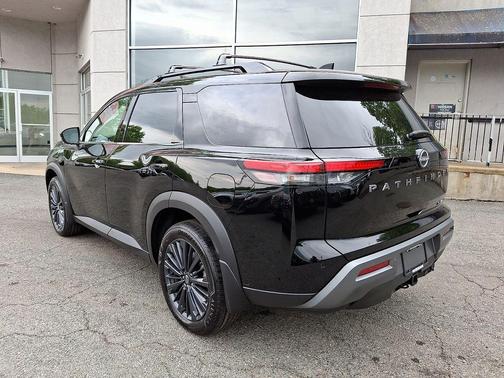 Black 2026 Nissan Pathfinder SL