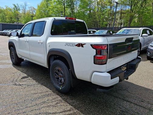 Glacier White 2026 Nissan Frontier PRO-4X
