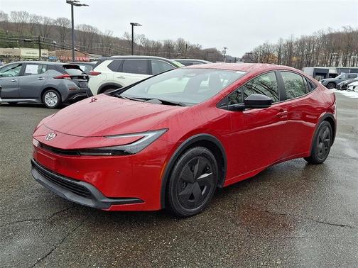 2024 Toyota Prius LE