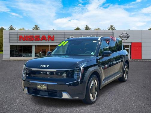 Aurora Black 2024 Kia EV9 Wind
