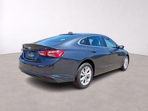 Shadow Gray Metallic 2019 Chevrolet Malibu LT