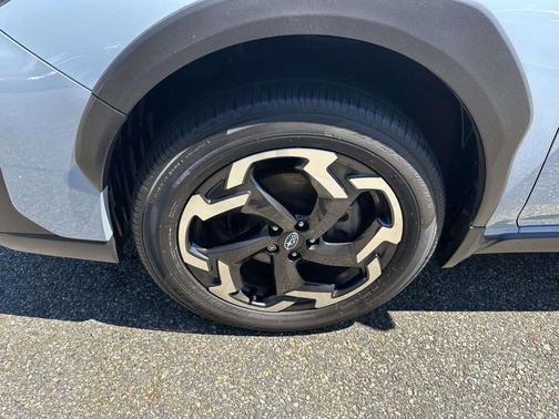 Cool-Gray Khaki 2023 Subaru Crosstrek Limited