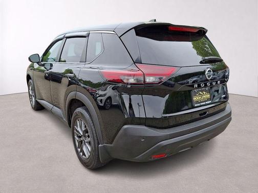 Black 2021 Nissan Rogue S