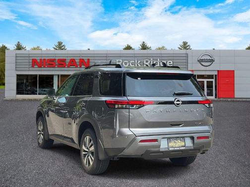 Gun Metallic 2026 Nissan Pathfinder SL