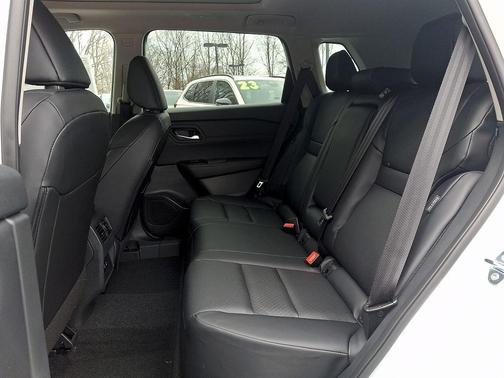 Everest White P 2026 Nissan Rogue Dark Armor