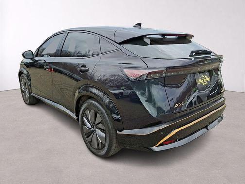 Dark Bluish Green Metallic 2024 Nissan ARIYA EVOLVE+