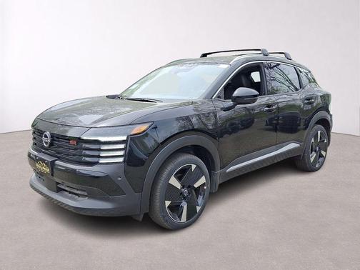 Super Black 2026 Nissan Kicks SR