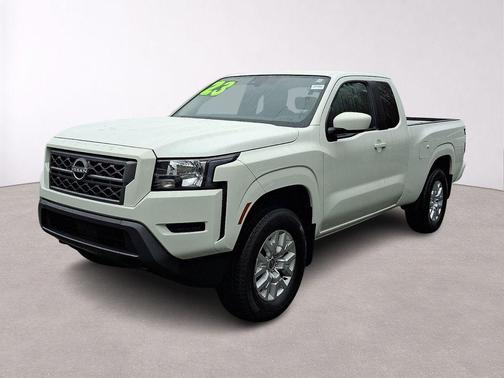 Glacier White 2023 Nissan Frontier SV
