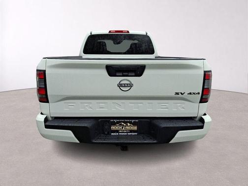 Glacier White 2023 Nissan Frontier SV