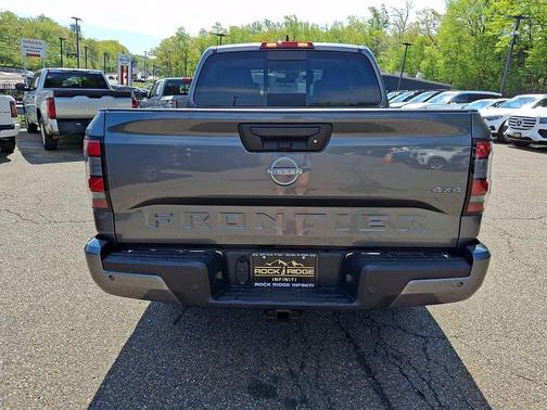 Gun Metallic 2026 Nissan Frontier SV