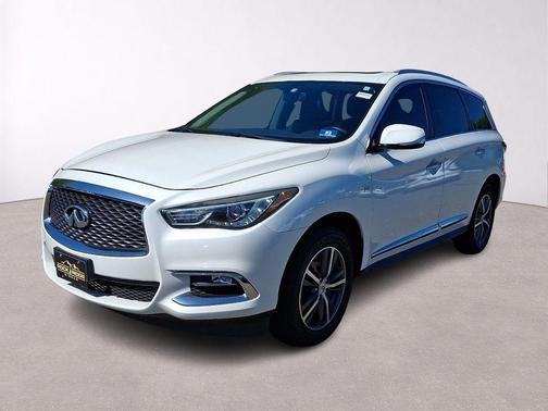 White 2018 INFINITI QX60 Base