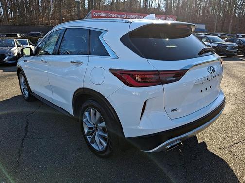 2022 INFINITI QX50 Luxe