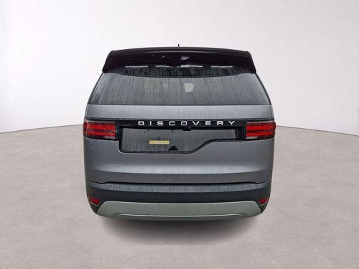 Eiger Grey 2025 Land Rover Discovery P300 S