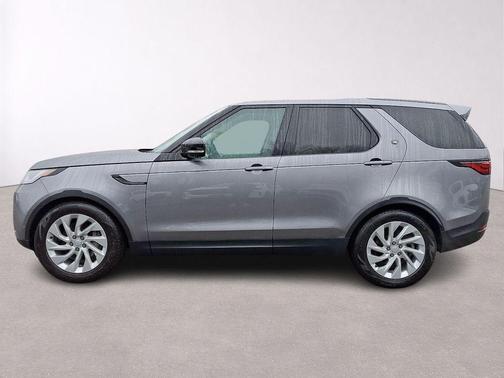 Eiger Grey 2025 Land Rover Discovery P300 S