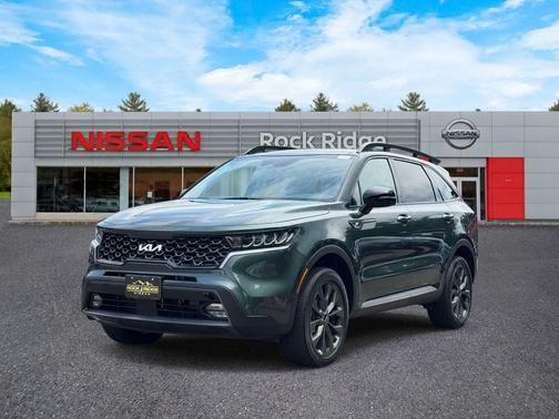 Green 2023 Kia Sorento X-Line EX