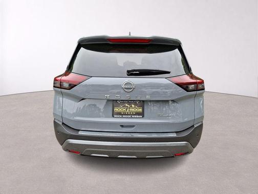 Boulder Gray 2022 Nissan Rogue SL