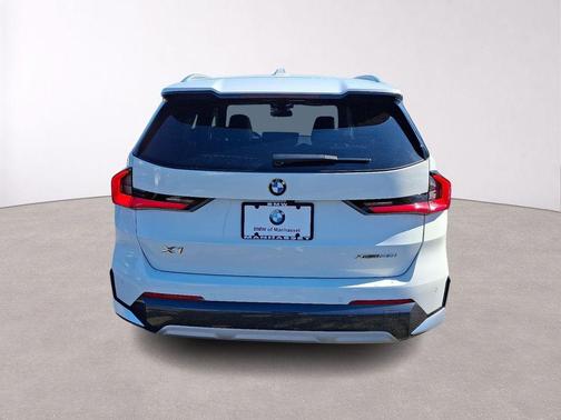 Alpine White 2025 BMW X1 xDrive28i