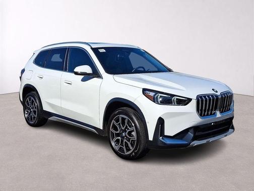 Alpine White 2025 BMW X1 xDrive28i