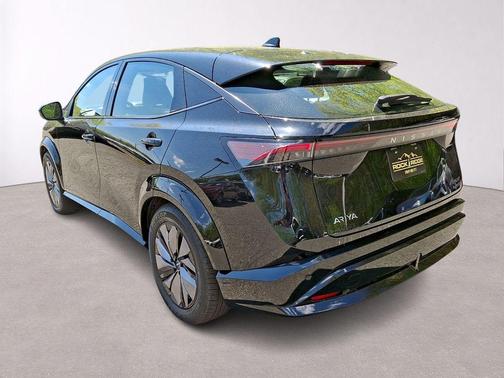 Black (P) 2024 Nissan ARIYA EVOLVE+