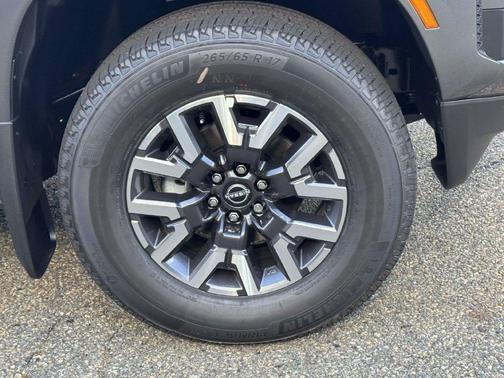 Gun Metallic 2027 Nissan Frontier SV