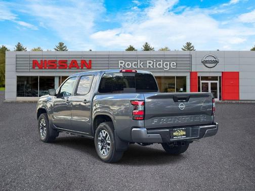 Gun Metallic 2027 Nissan Frontier SV
