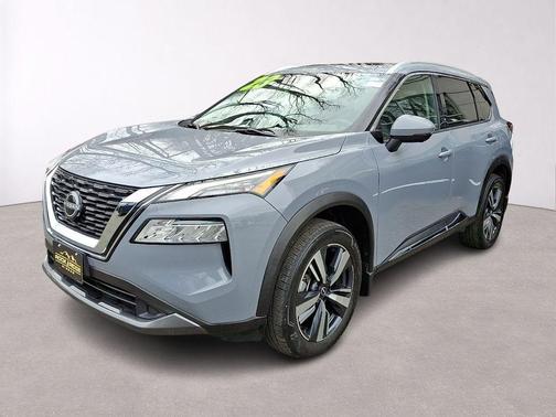 Boulder Gray Pearl 2023 Nissan Rogue SL