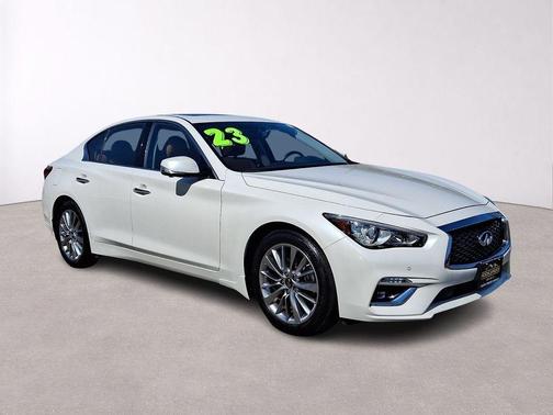 2023 INFINITI Q50 LUXE