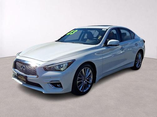 2023 INFINITI Q50 LUXE