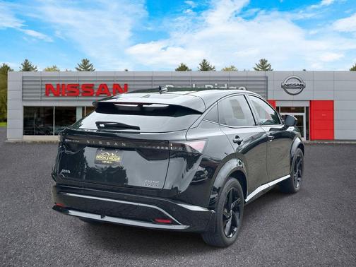 Black (P) 2024 Nissan ARIYA ENGAGE