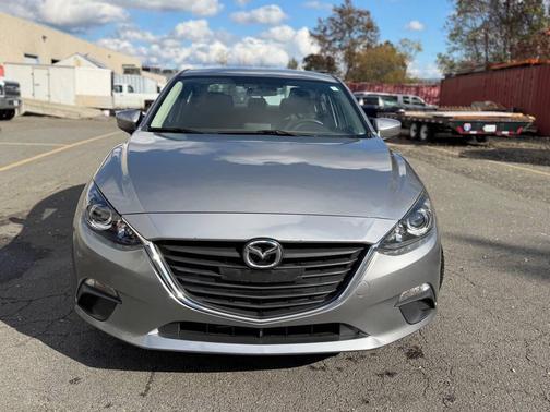 2016 Mazda Mazda3 i Sport