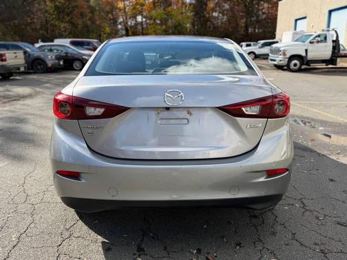 2016 Mazda Mazda3 i Sport