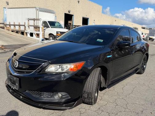 2013 Acura ILX 2.0L Technology