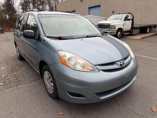 2008 Toyota Sienna LE