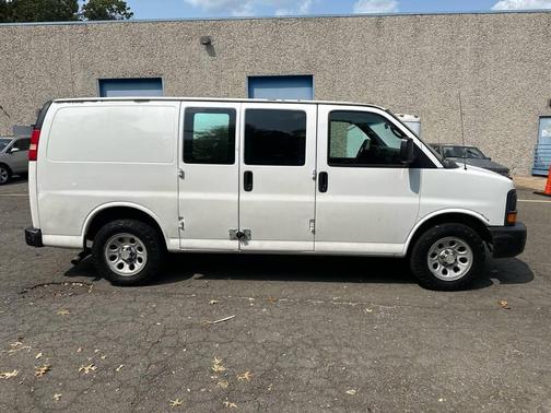2010 Chevrolet Express 1500 Work Van