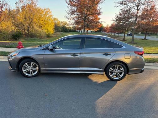 2018 Hyundai SONATA Sport+