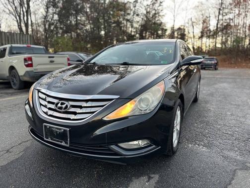 2011 Hyundai SONATA Limited