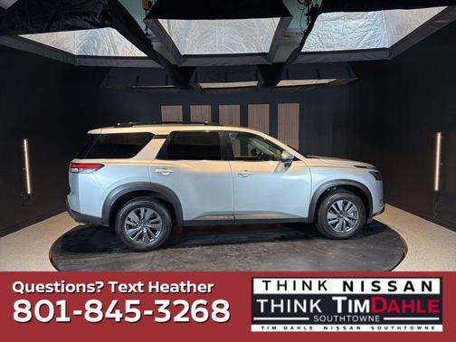 Brilliant Silver Metallic 2025 Nissan Pathfinder SV 4WD