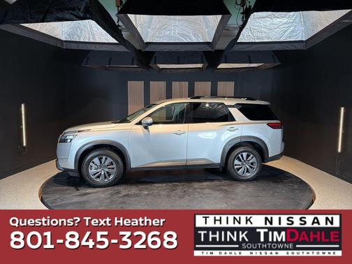 Brilliant Silver Metallic 2025 Nissan Pathfinder SV 4WD