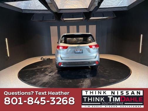 Silver 2017 Toyota Highlander LE